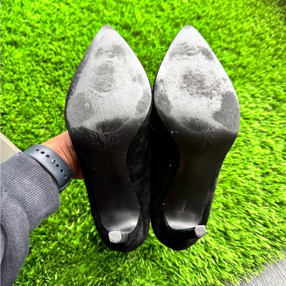 Penny Loves Kenny Black Suede Pumps - Picture 4 of 5